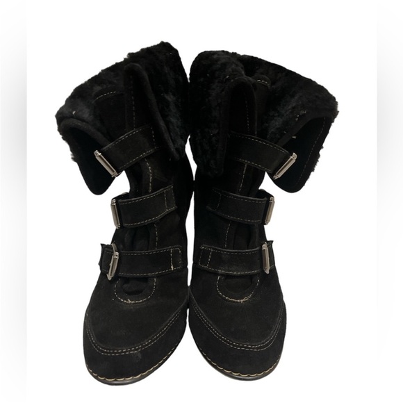 EUC: $189 SOFFT Suede Shearling-Lined Boots, Size 9.5 - Picture 5 of 11